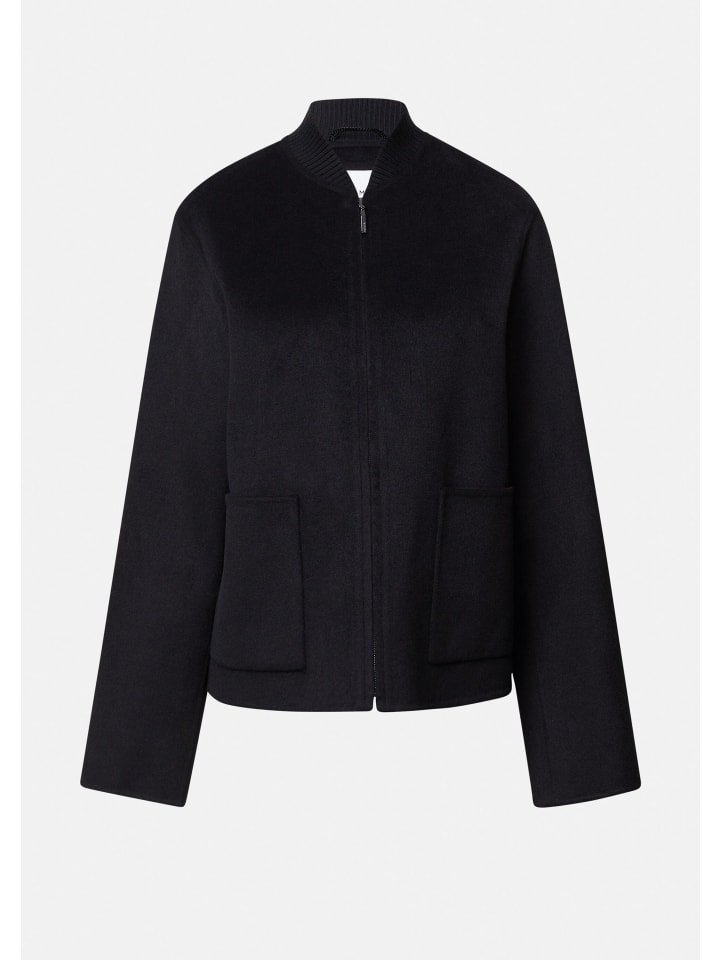 

Куртка для активного отдыха в цвете 9999_black comma