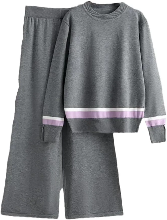 

Женский вязаный комплект из свитера и брюк