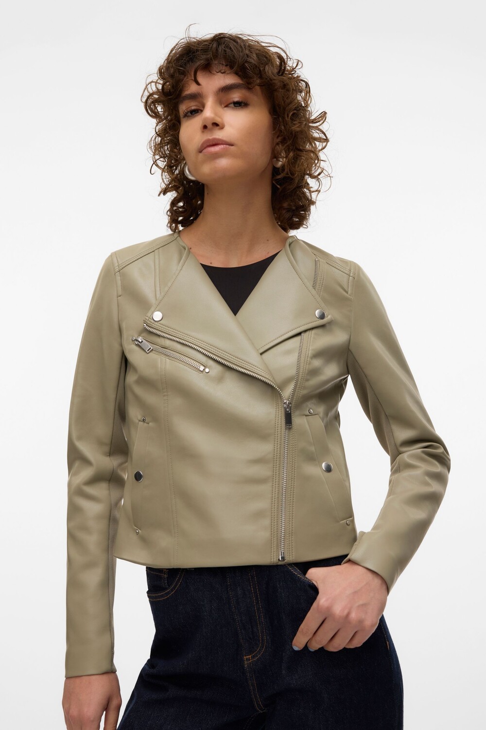 

Куртка из искусственной кожи без воротника Vero Moda, зеленый