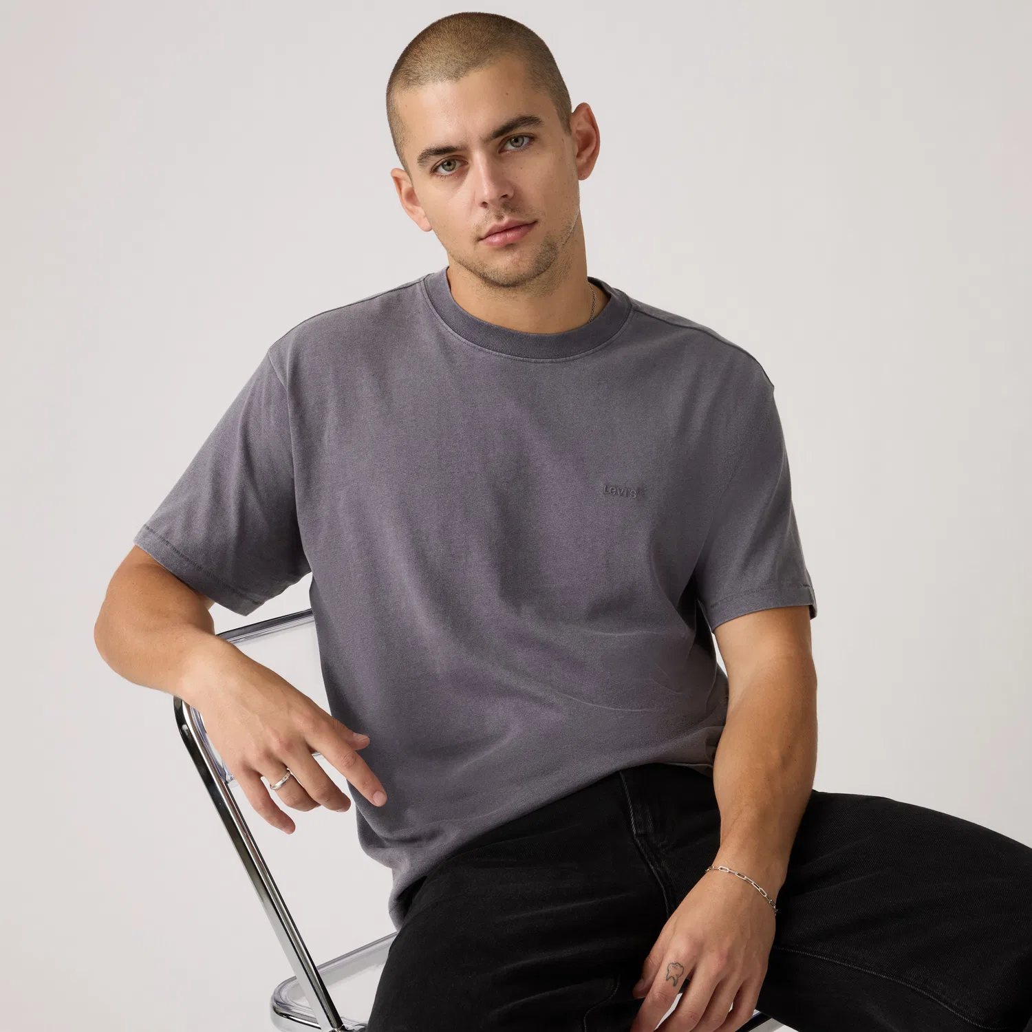 Оригинальная винтажная футболка Red Tab в стиле гранж с эффектом потертости Levi's, Grey