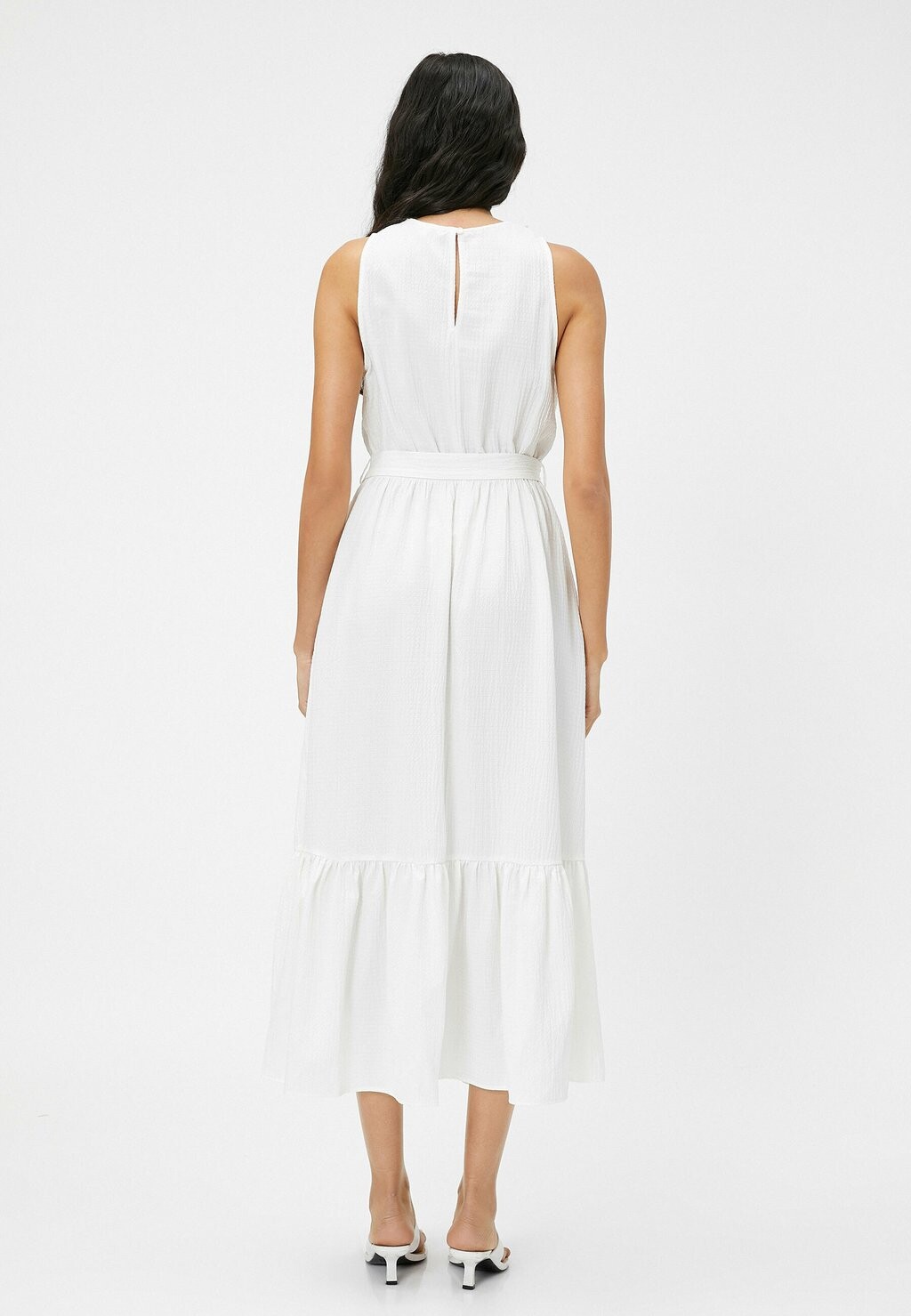 

Повседневное платье Neck Detail Sleeveless Koton, белое