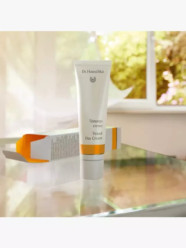 Крем для лица Dr. Hauschka — Тонирующий дневной, 30 мл — фото 2