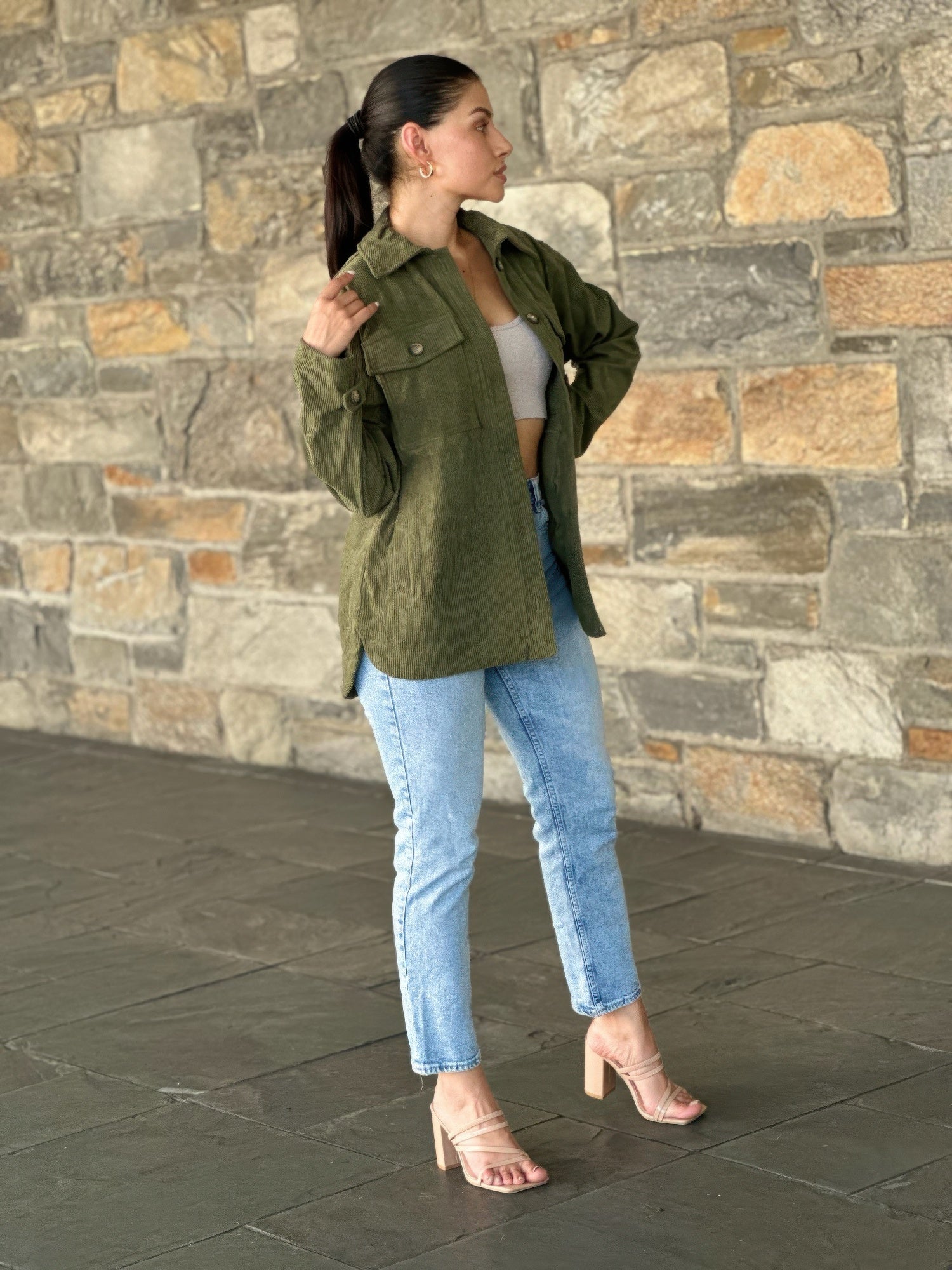 

Куртка-рубашка большого размера из вельвета на пуговицах Truedames, оливковый