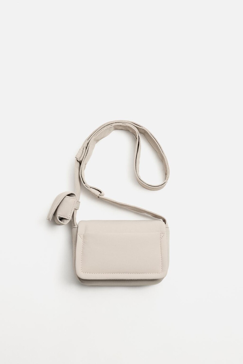 

Нейлоновая сумка через плечо с клапаном ZARA, цвет Bone White