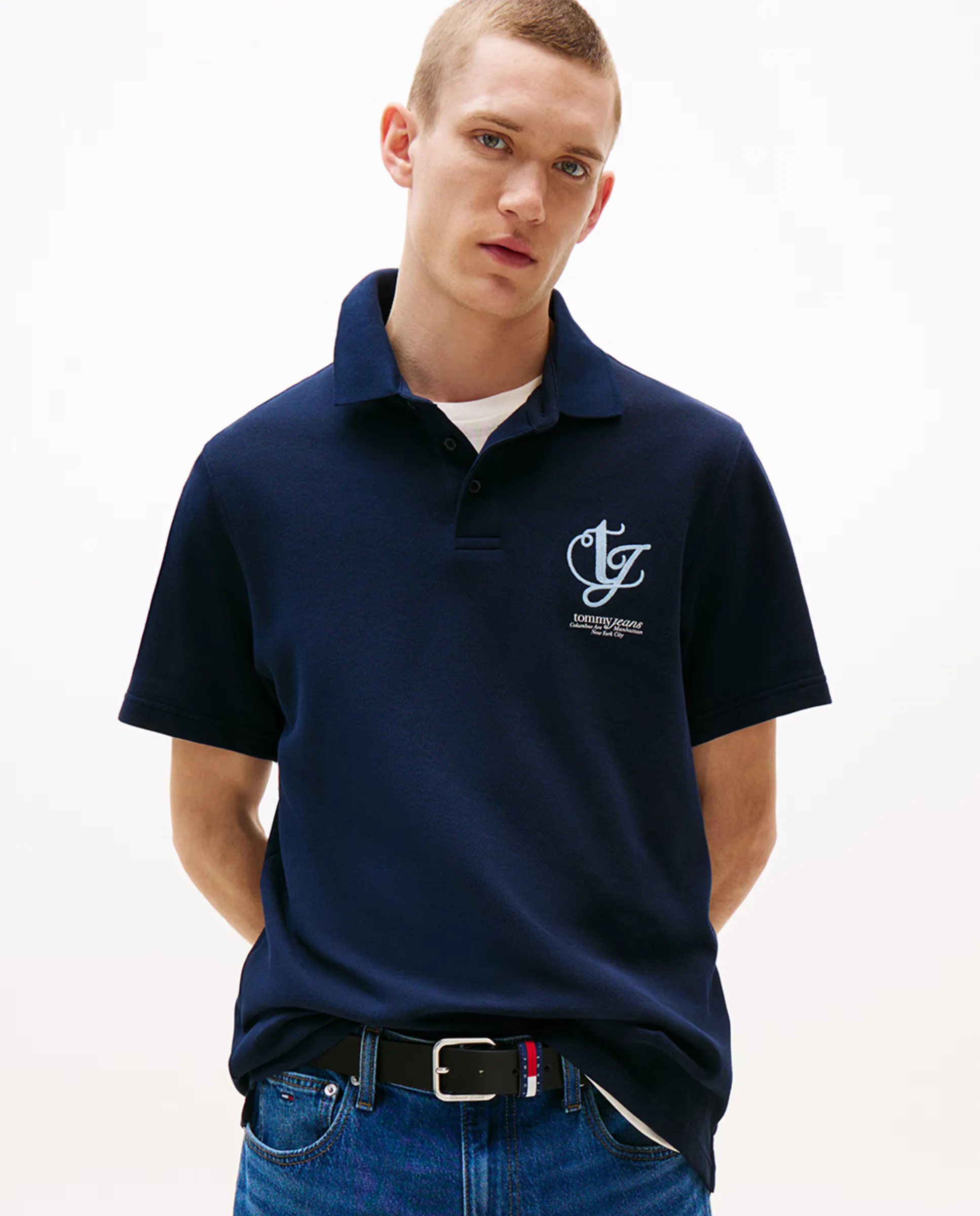 

Поло мужское классического кроя с коротким рукавом Tommy Jeans, темно-синий