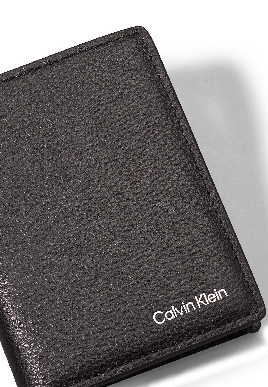 

Кошелек BIFOLD Calvin Klein, черный