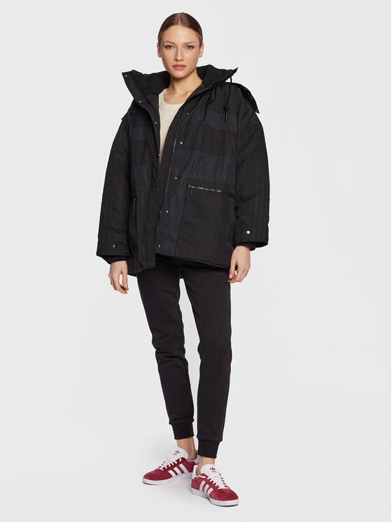 Демисезонная куртка loose fit HM2615 Adidas, черный — фото 2