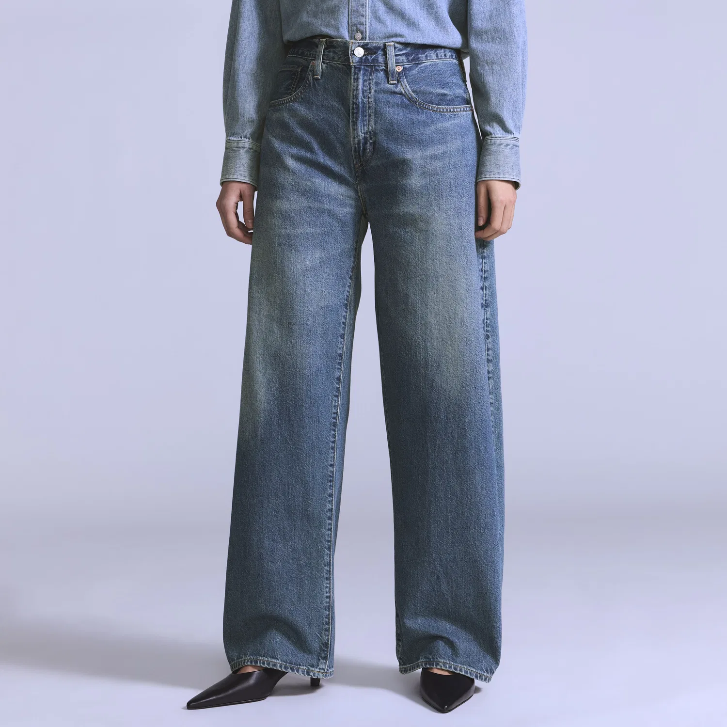 Женские джинсы Drop Barrel Levi's, Medium Wash — фото 2