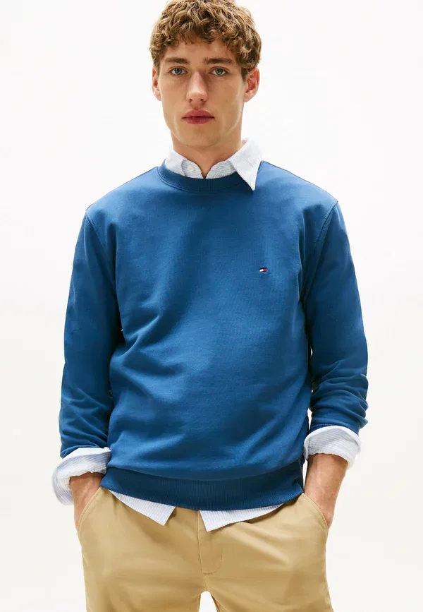 Свитшот Tommy Hilfiger Essential crew neck core, цвет Эгейское море