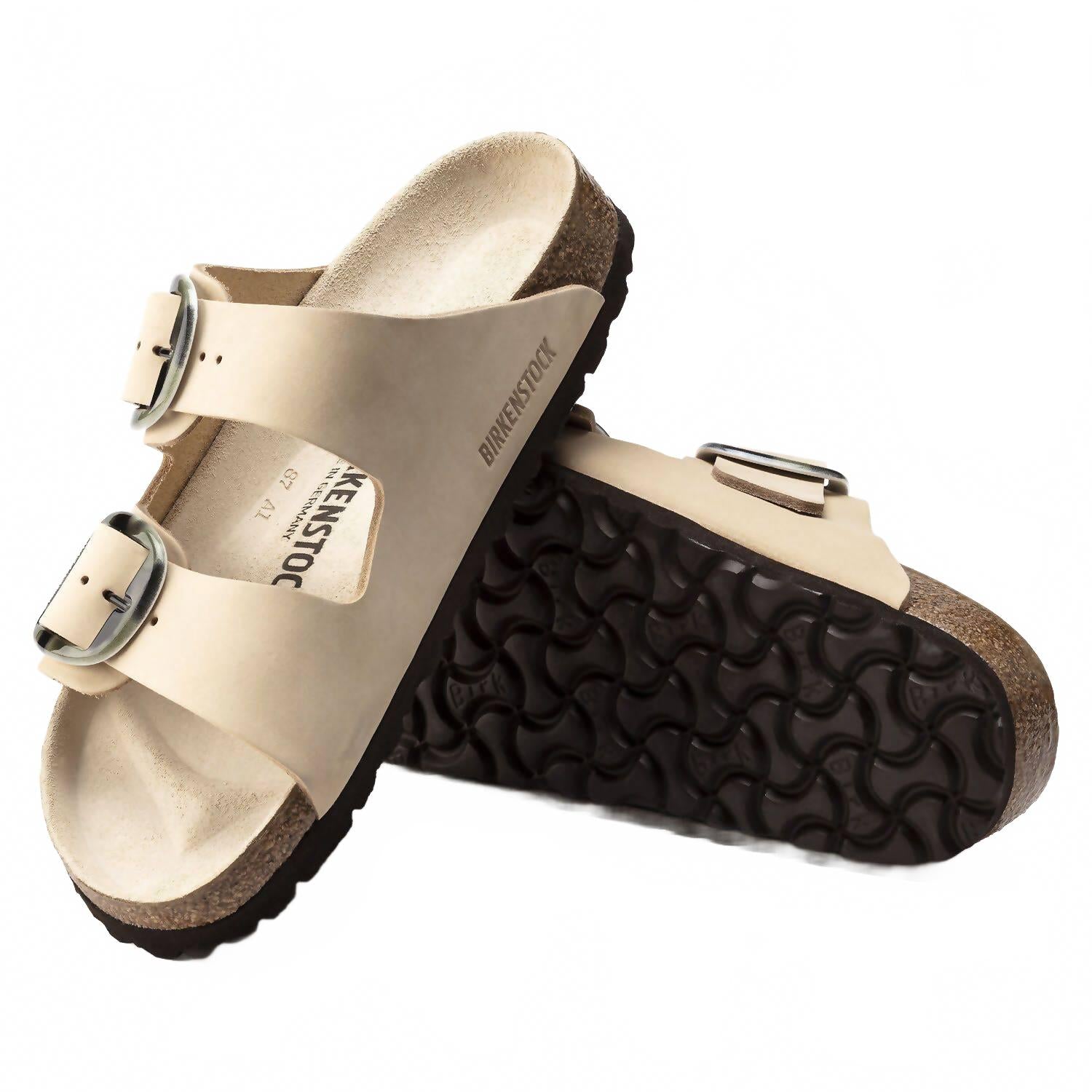 Женские мюли Arizona Almond с большой пряжкой в бежевом цвете Birkenstock