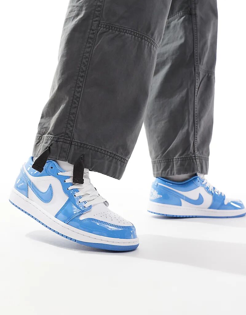 

Кроссовки Air 1 Low se белого и синего цвета Jordan