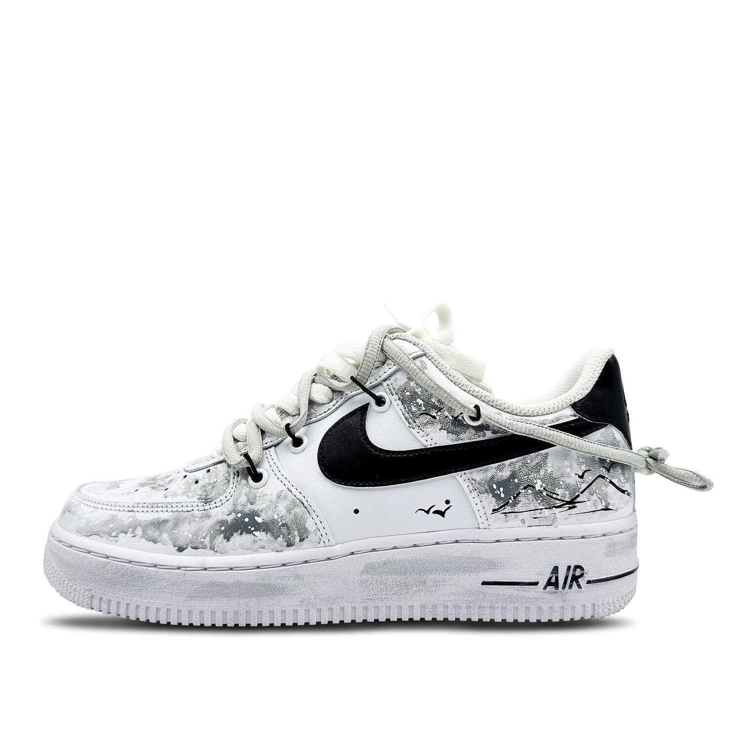 

Женские кроссовки для скейтбординга Nike Air Force 1, White