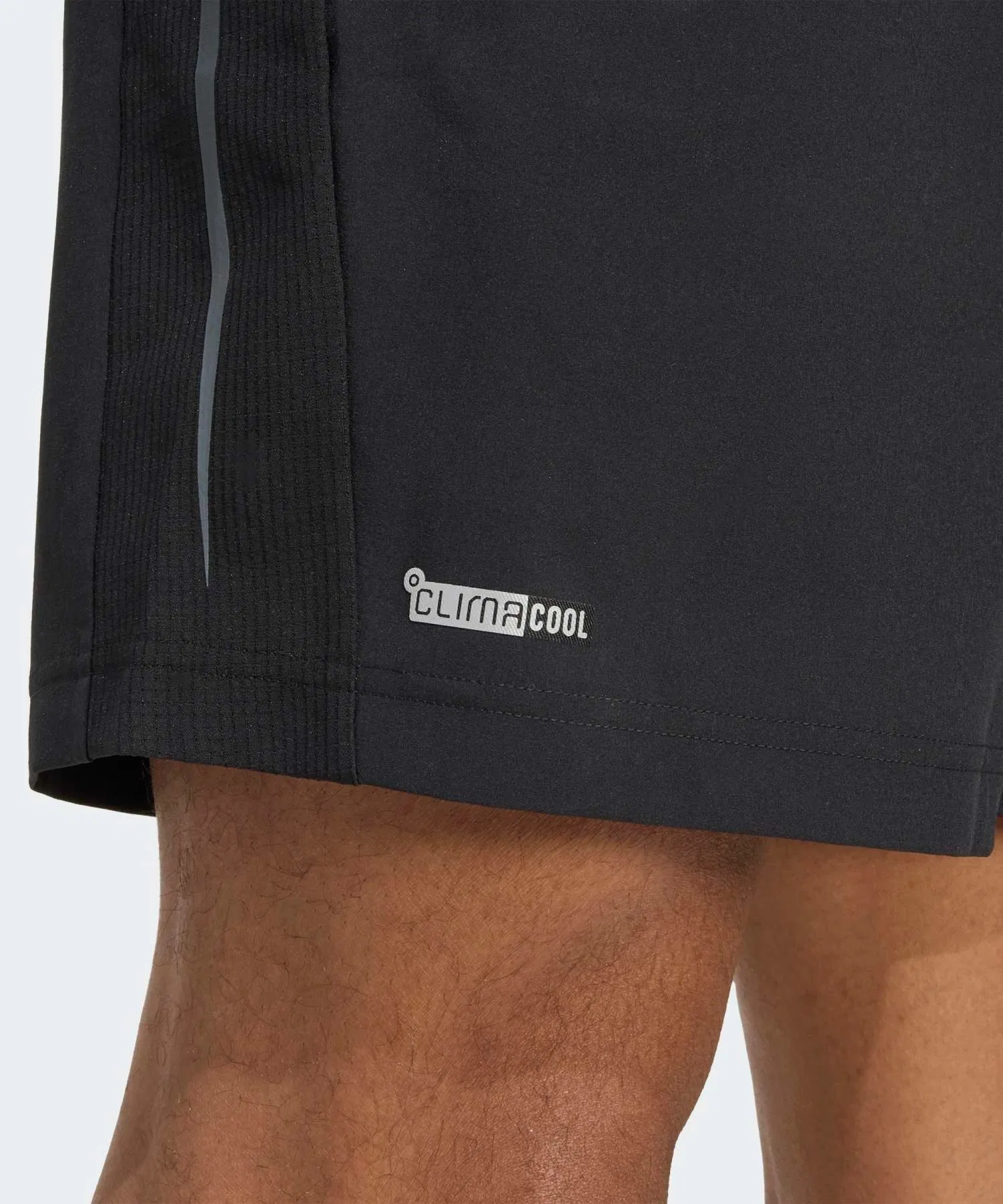 Мужские шорты adidas Tech Apparel Shorts — фото 4