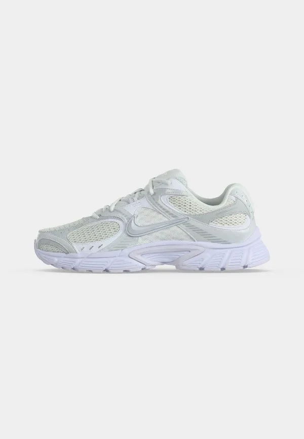 Кроссовки v5 белого/черного/серебристого металлического цвета Nike Sportswear, White/Black/Metallilc Silver-Coloured — фото 2