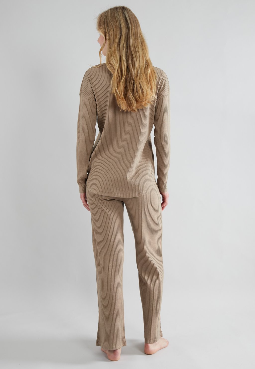 

Пижамный комплект HOMEWEAR SET TOM TAILOR, коричневый