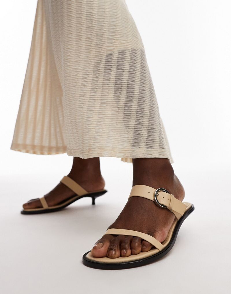 

Topshop Izzy Off-White Кожаные босоножки премиум-класса на шпильке с тонкими ремешками