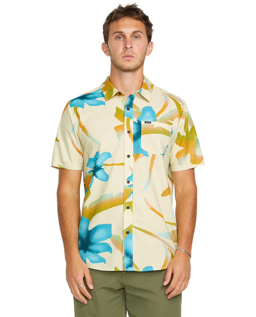 

Мужская рубашка классического кроя с коричневым цветочным принтом Volcom, кремовый