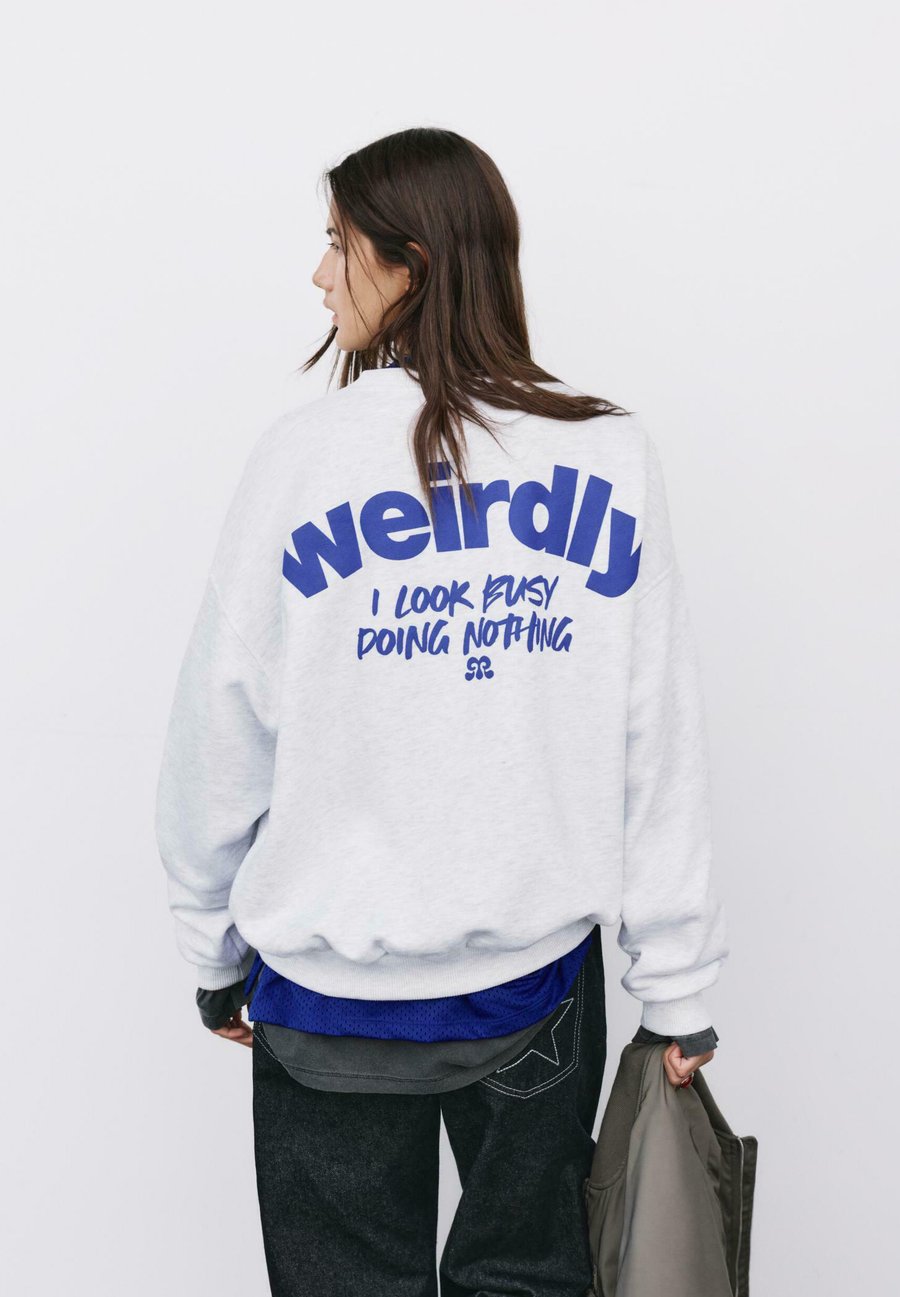 

Толстовка PULL&BEAR WEIRDLY GRAPHIC, Light Grey