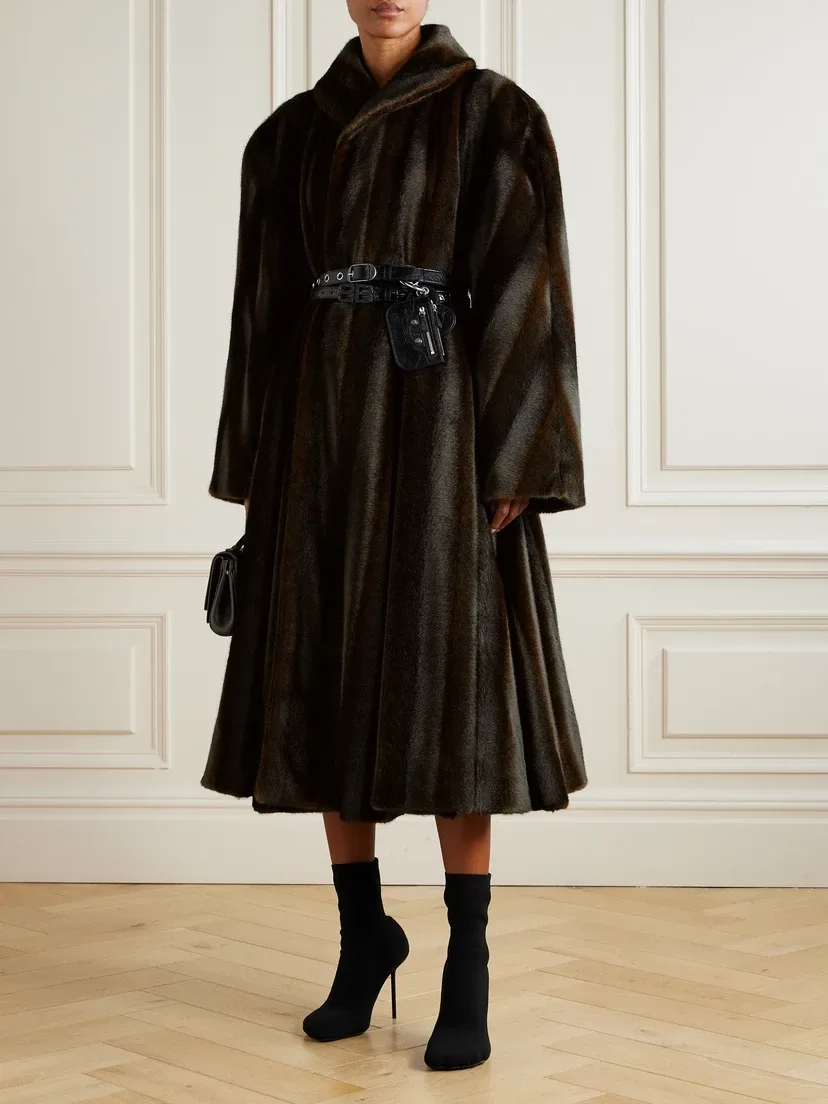Плюшевое пальто с поясом BALENCIAGA, коричневый — фото 2