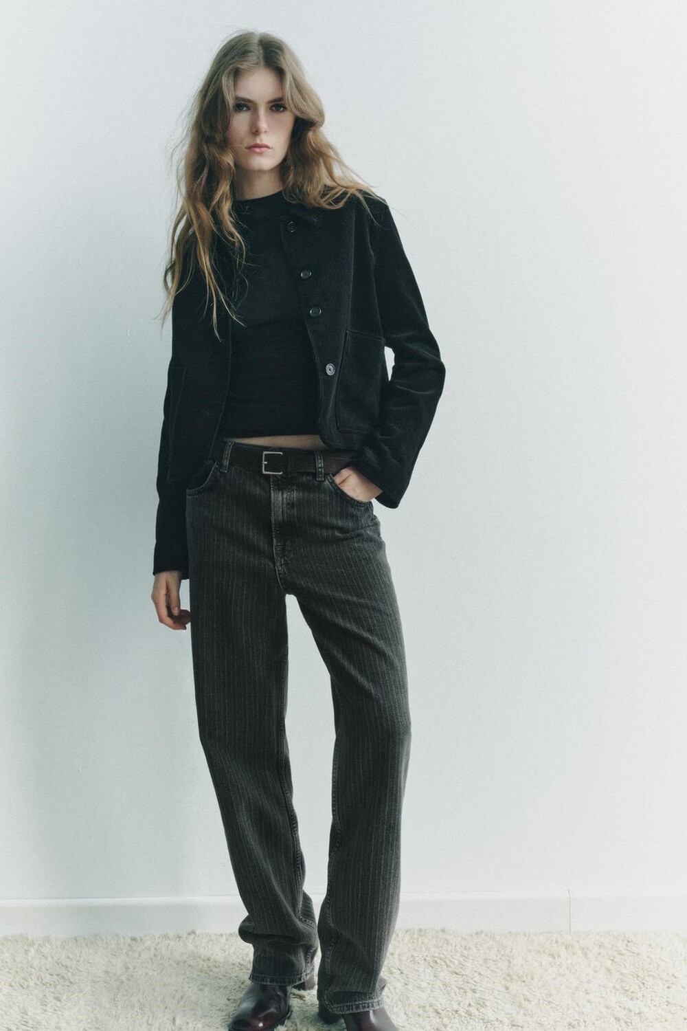

Базовый топ из тонкого трикотажа ZARA, черный
