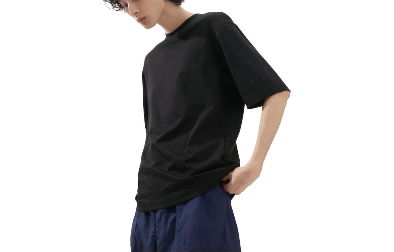 

UNIQLO Футболка унисекс, Черный