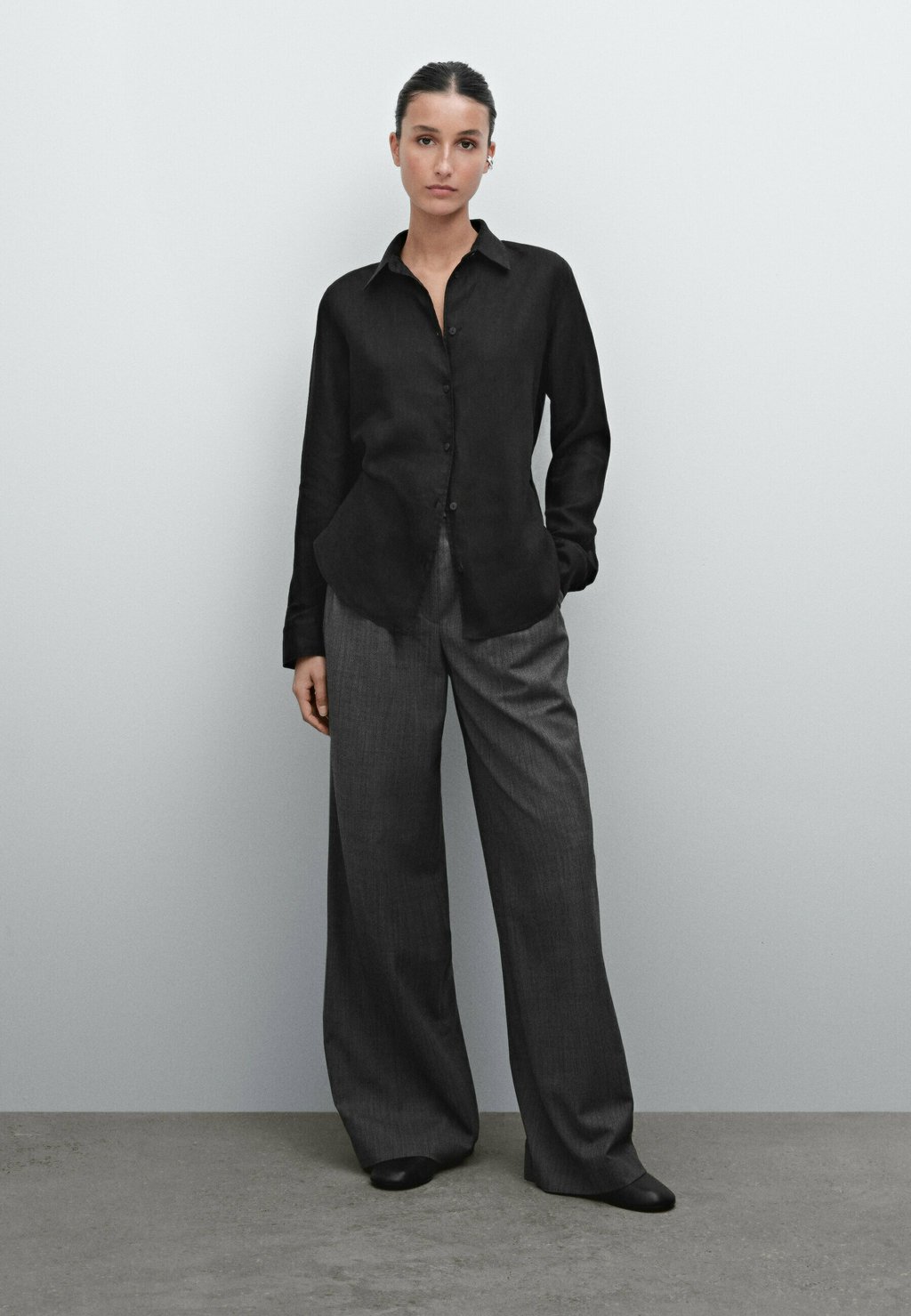 

Блузка на пуговицах FLOWING Massimo Dutti, Black
