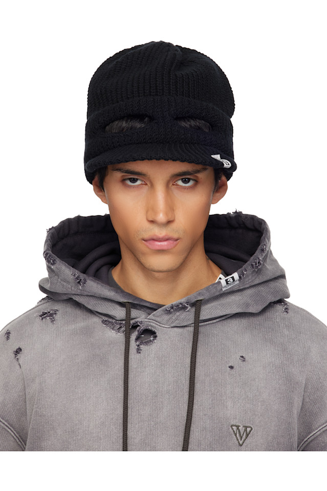 

Вязаная шапка с защитным козырьком Maison Mihara Yasuhiro, черный