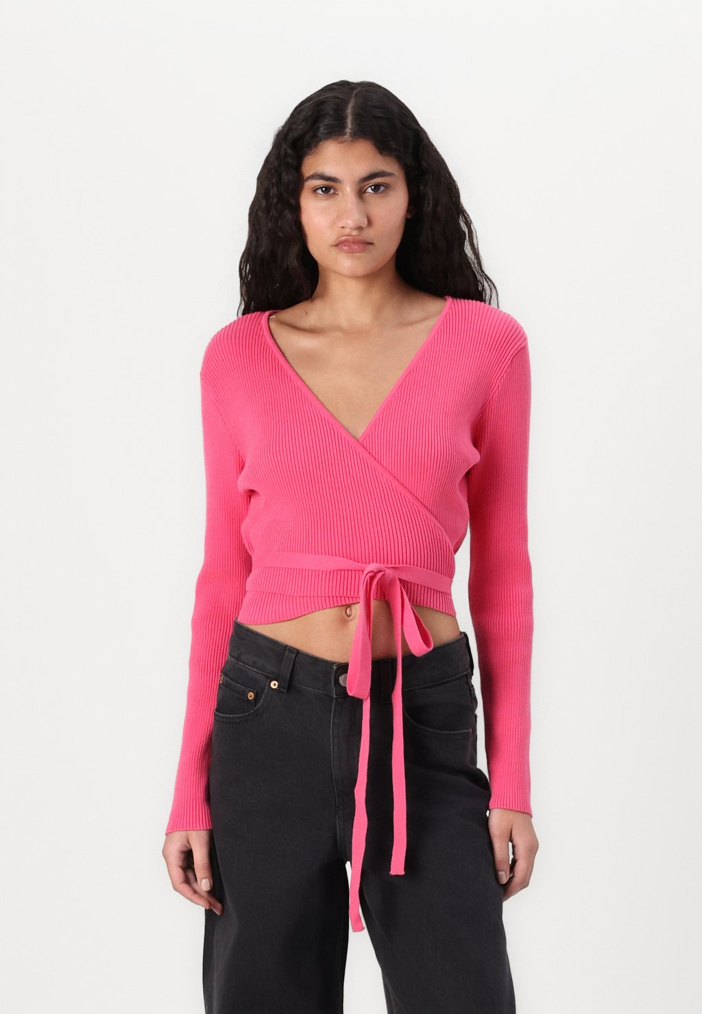 

Футболка с длинным рукавом WRAP CROP Glamorous, фуксия