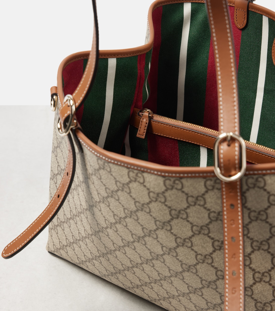 Большая сумка GG Emblem с кожаной отделкой Gucci — фото 3