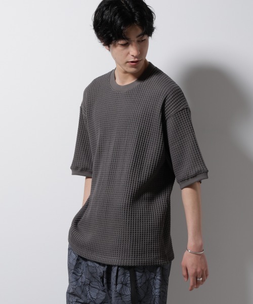 

Футболка с коротким рукавом, оверсайз, Oniwaffle NANO universe