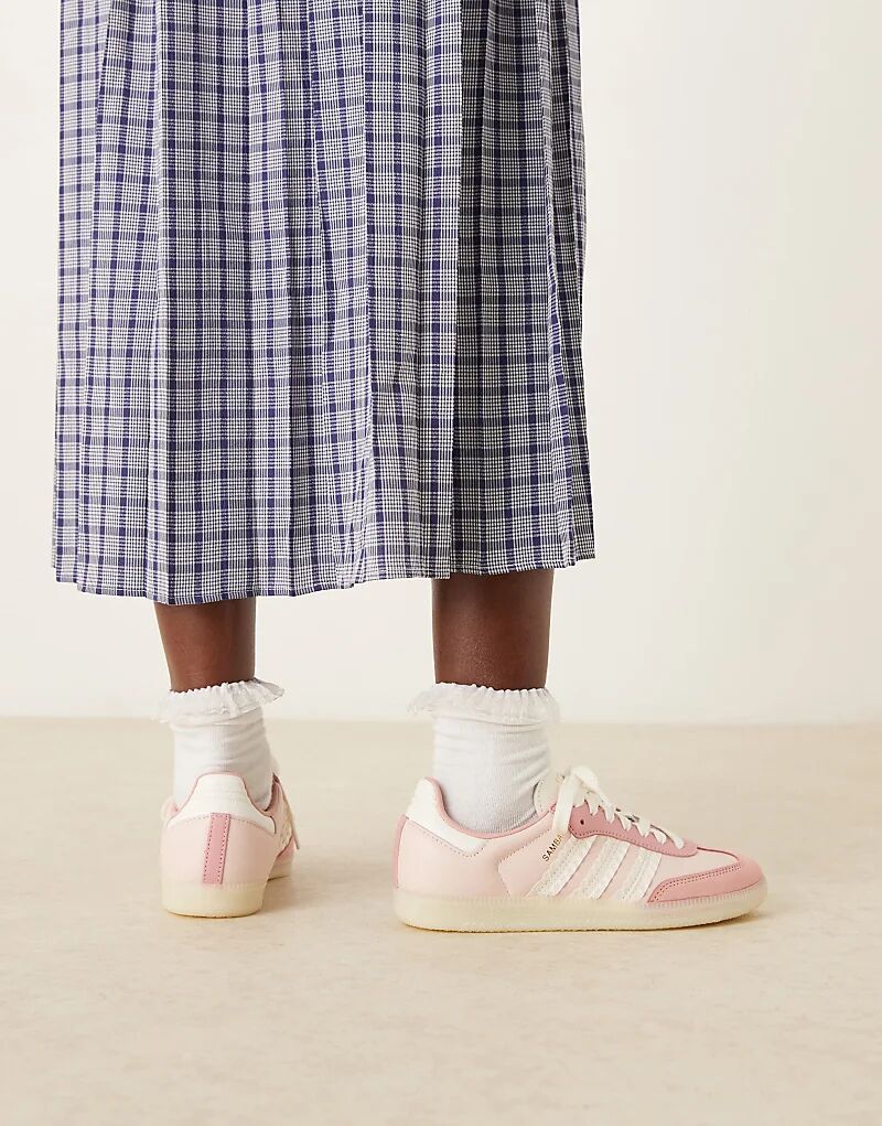 Кроссовки adidas Originals Samba OG светло-розового цвета с белыми оборками — фото 3