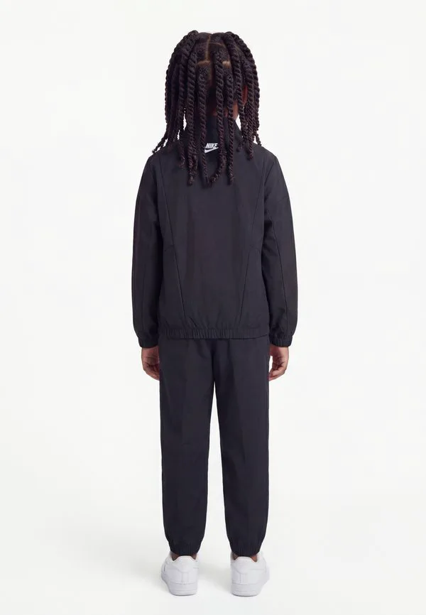 Спортивный костюм унисекс, спортивные штаны Nike Sportswear, Black/White — фото 2