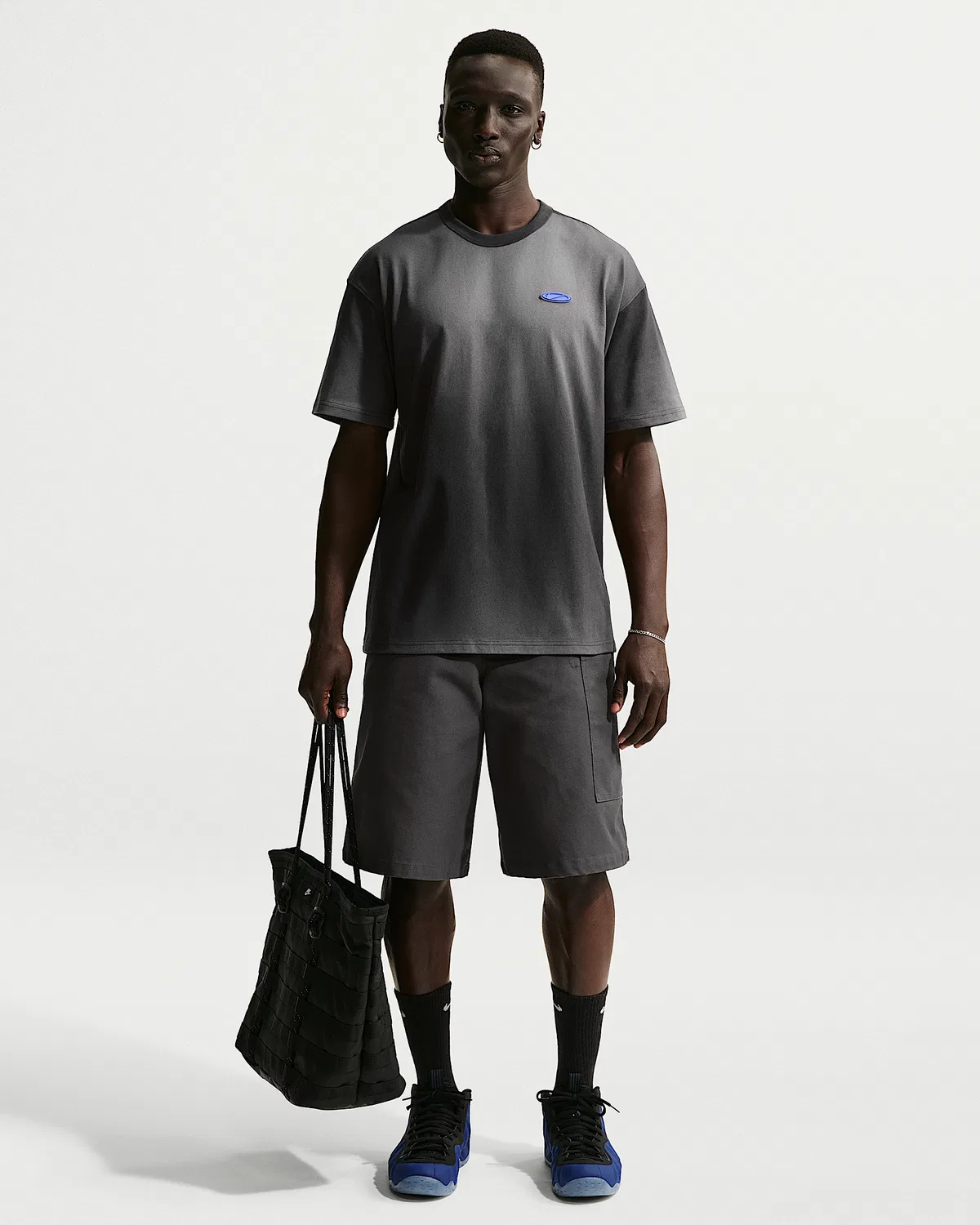 Футболка Nike Sportswear Premium Essentials, Anthracite — фото 4