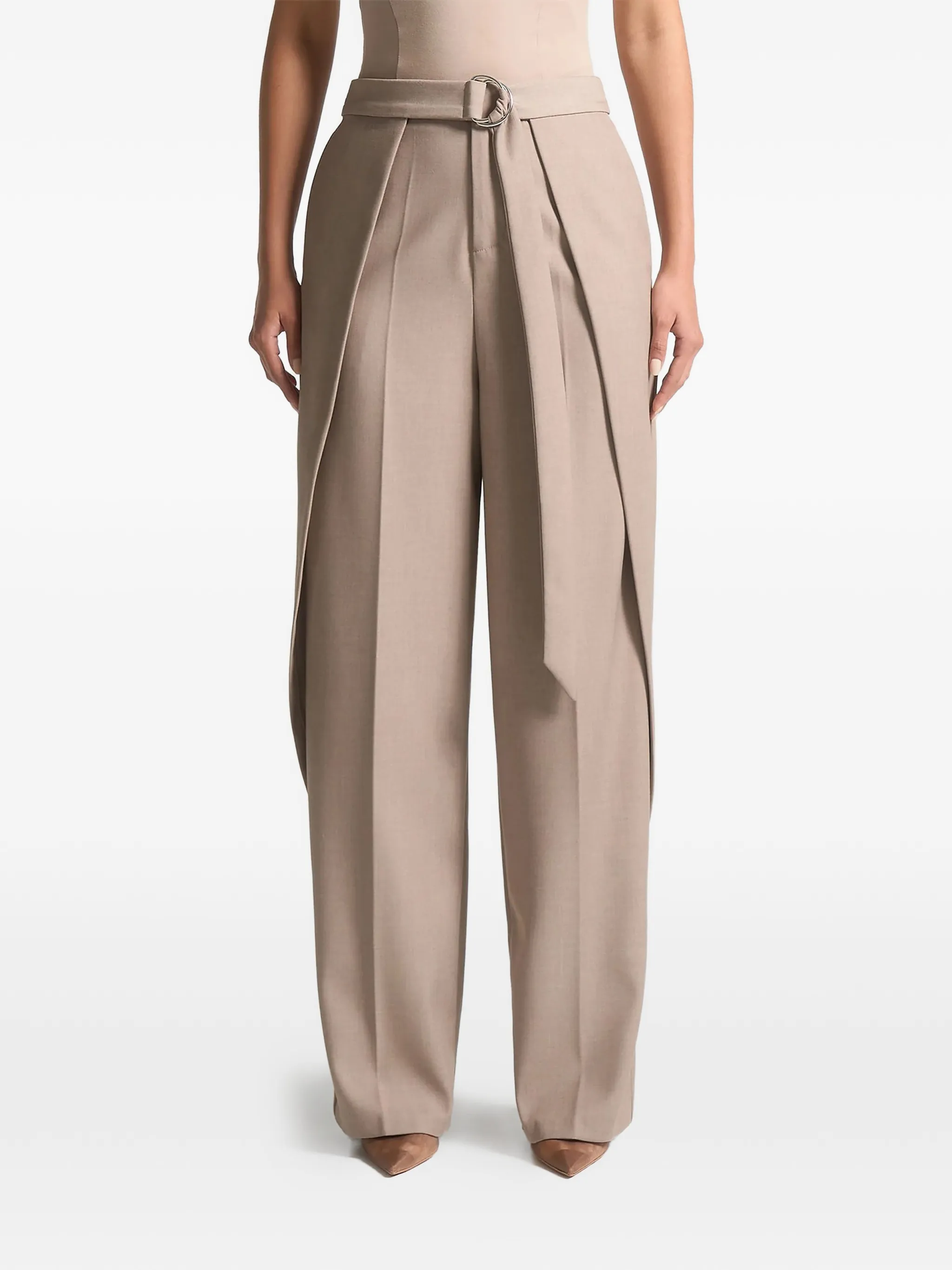 

Брюки строгого кроя со складками Manière De Voir, нейтральный