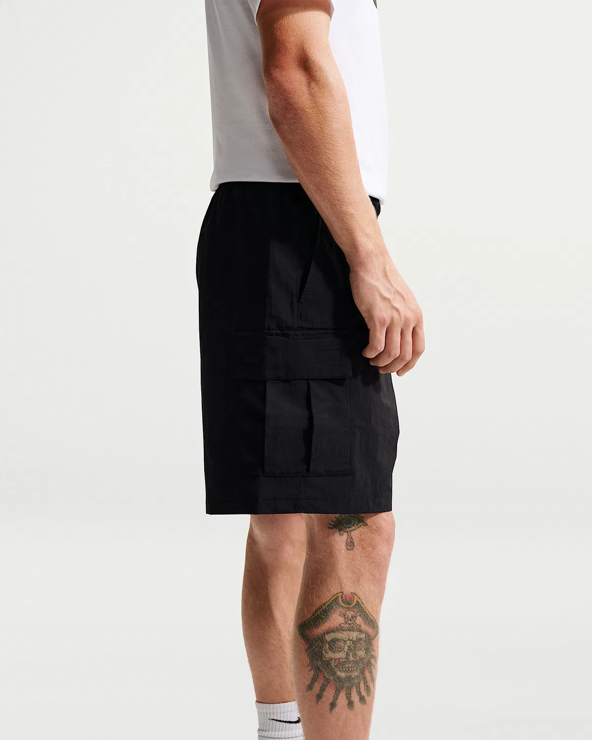 Мужские утилитарные шорты Nike Sportswear Club, Black/White — фото 3