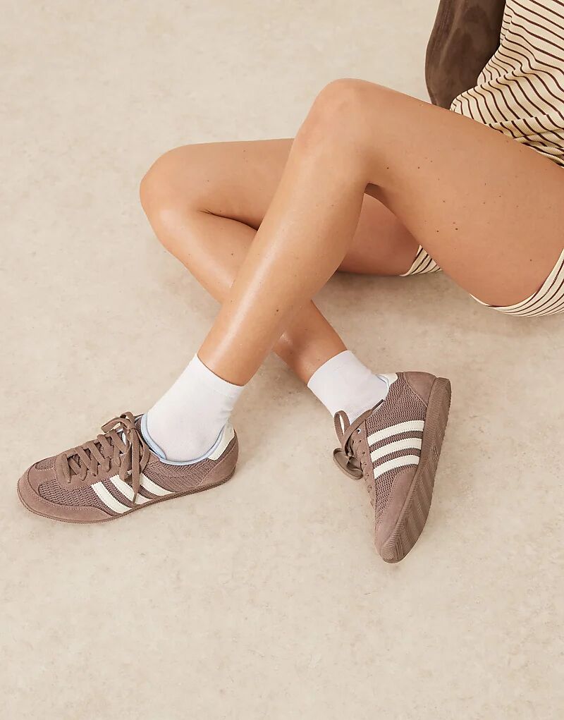 Кроссовки adidas Originals Japan коричневого и кремового цветов