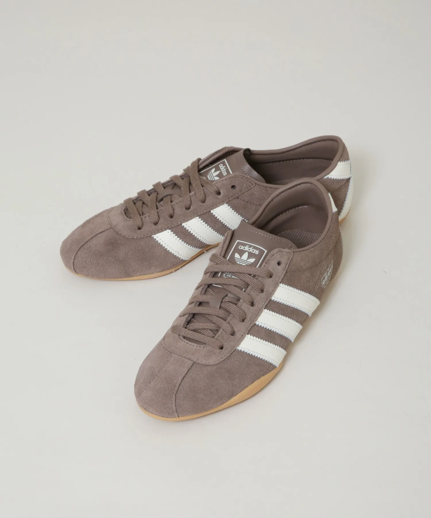 Унисекс кроссовки из натуральной кожи adidas TOKYO W коричневые