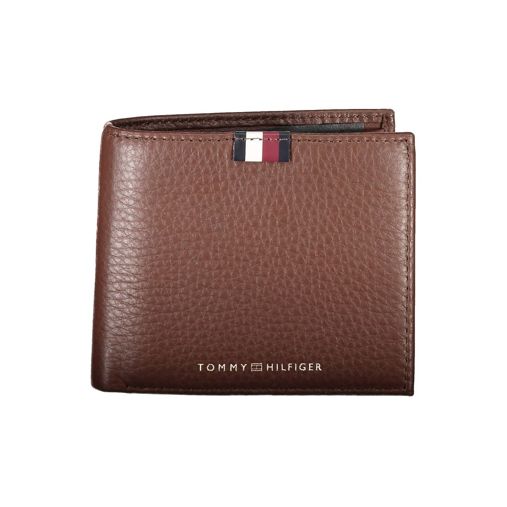 

Коричневый кожаный кошелек Tommy Hilfiger
