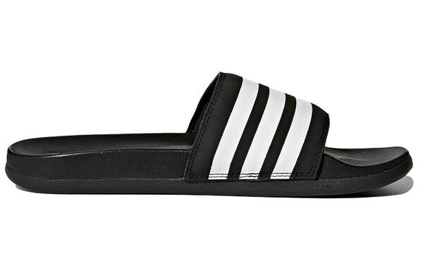 Тапочки adilette comfort slides 'core black white' Adidas, черный — фото 2