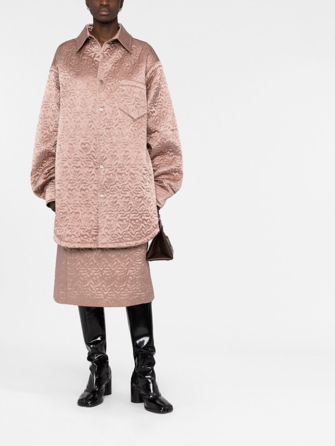 Maison Margiela стеганая атласная рубашка, нейтральный цвет — фото 2