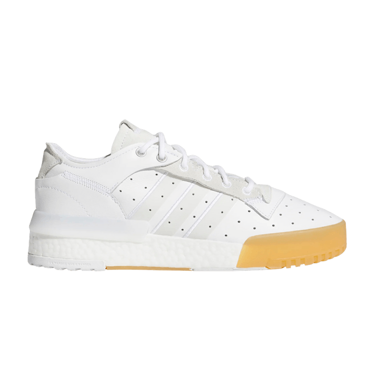 

Кроссовки adidas Rivalry RM Low 'White Gum', белый