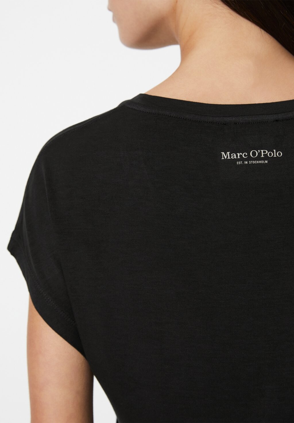 

Базовая футболка SHORT SLEEVE DEEP ROUND NECK Marc O'Polo, черный