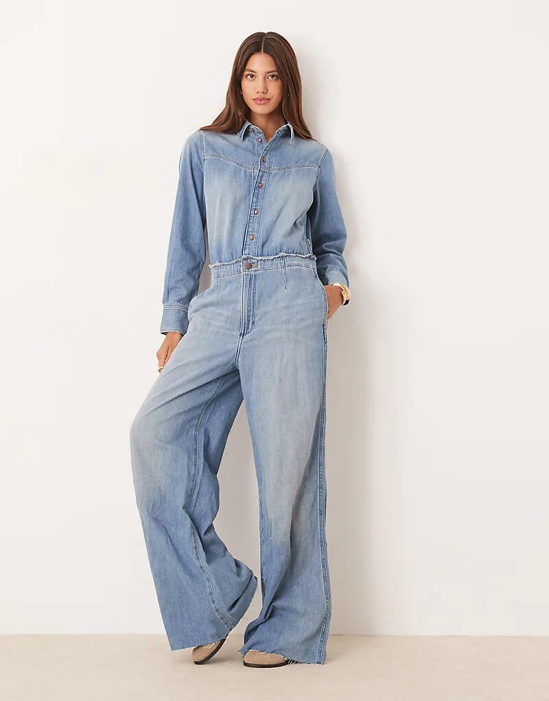 

Комбинезон Wrangler в стиле вестерн с широкими штанинами и необработанными краями, светло-голубого цвета