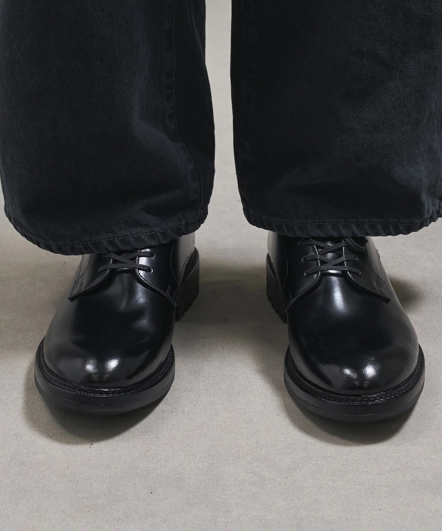 Мужские туфли из водоотталкивающей кожи Scotchgard Leather Plain Toe PUBLIC TOKYO чёрные — фото 4