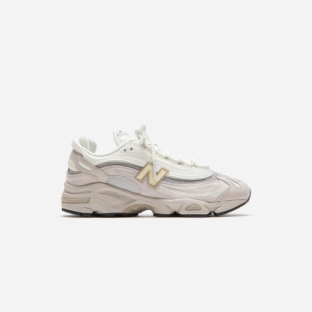 

Кроссовки New Balance M1000, цвет Grey/White/Black