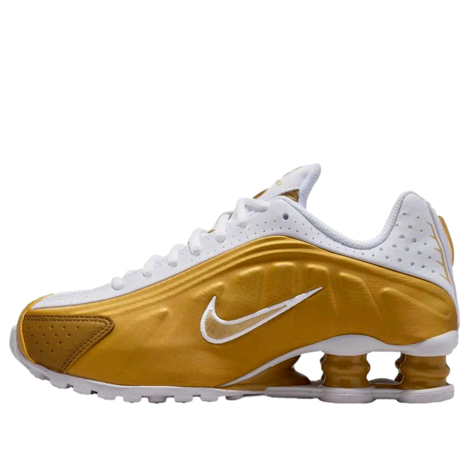 

Кроссовки Nike Shox R4 Metallic золотой / Metallic золотой CW2626-700 для начальной школы Nike, золотой