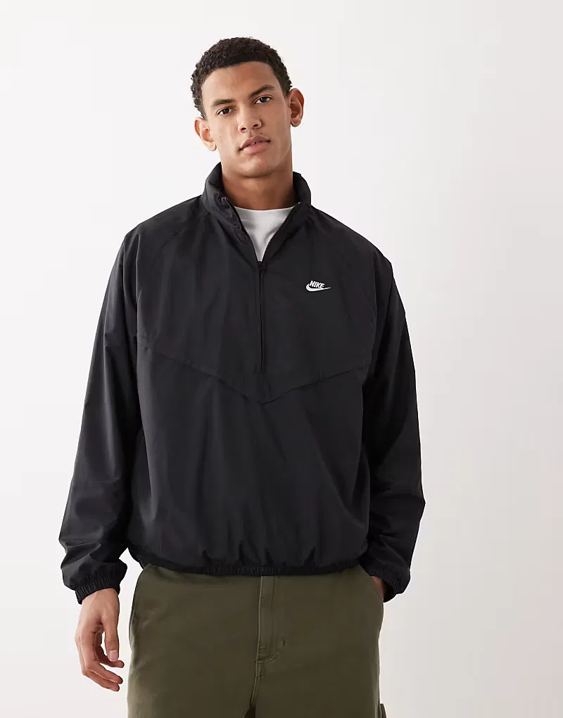 Легкая куртка Nike Windrunner с застежкой-молнией до середины груди, черный