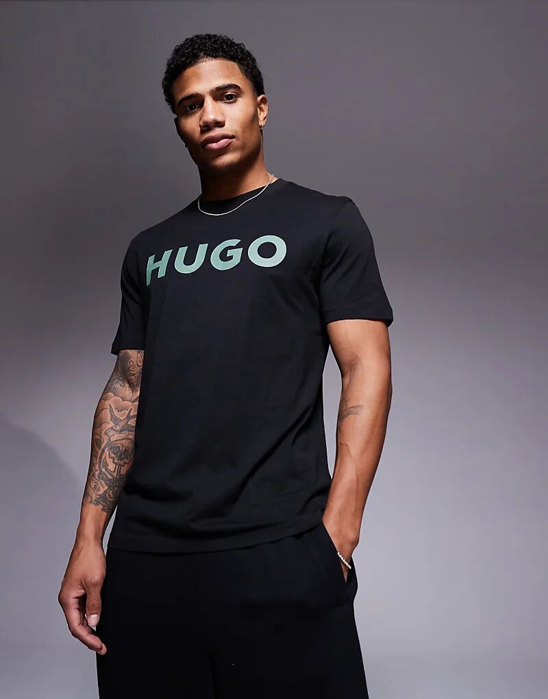 

Футболка HUGO Red dulivio с контрастным логотипом на груди черного цвета