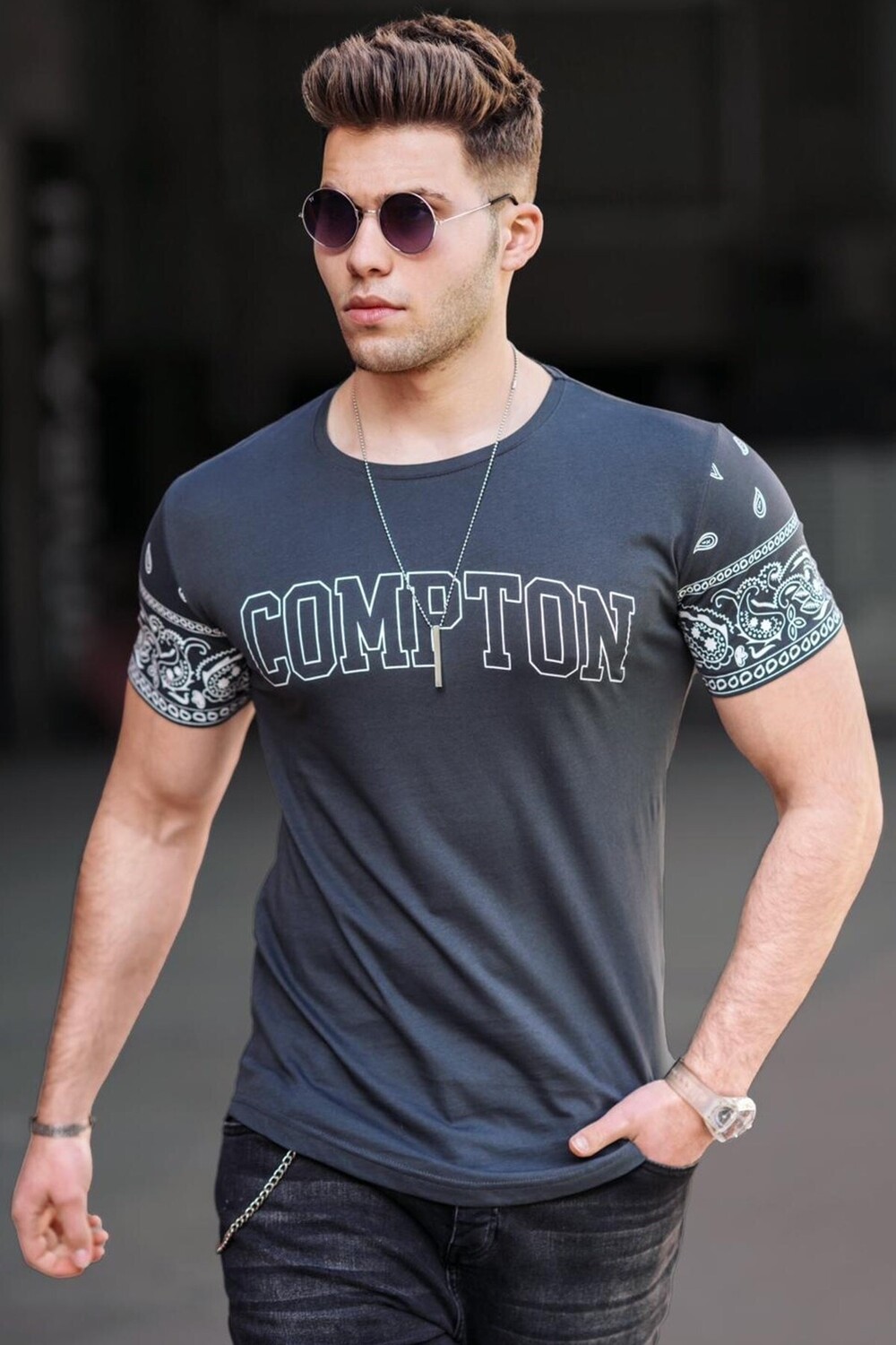 

Футболка Madmext, серый