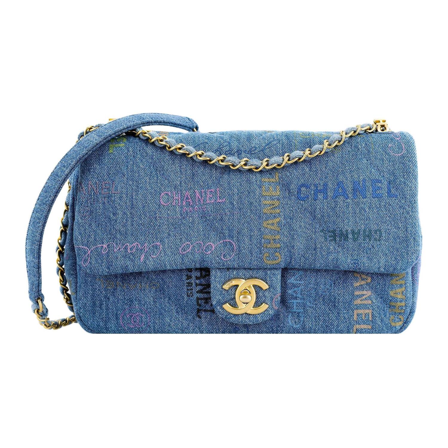 

CHANEL Классический клатш с джинсовым клапаном